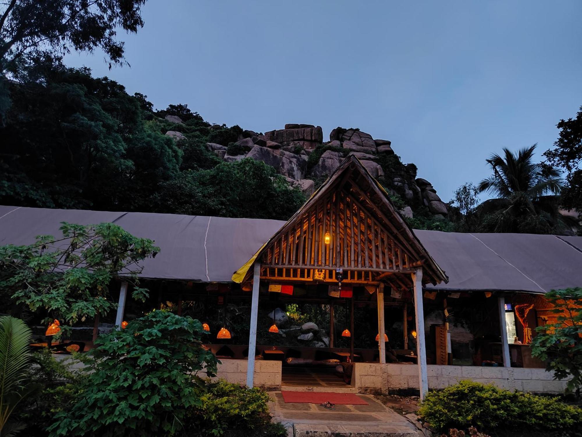 Hotel Lazy Panda à Hampi Extérieur photo